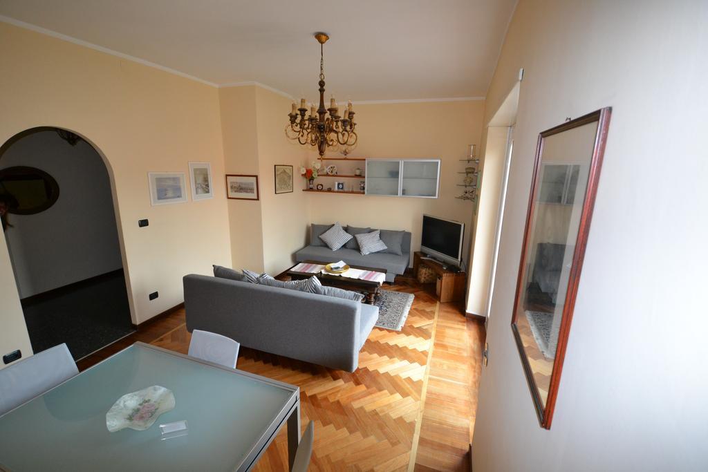 Magenta Apartment Varese Bagian luar foto