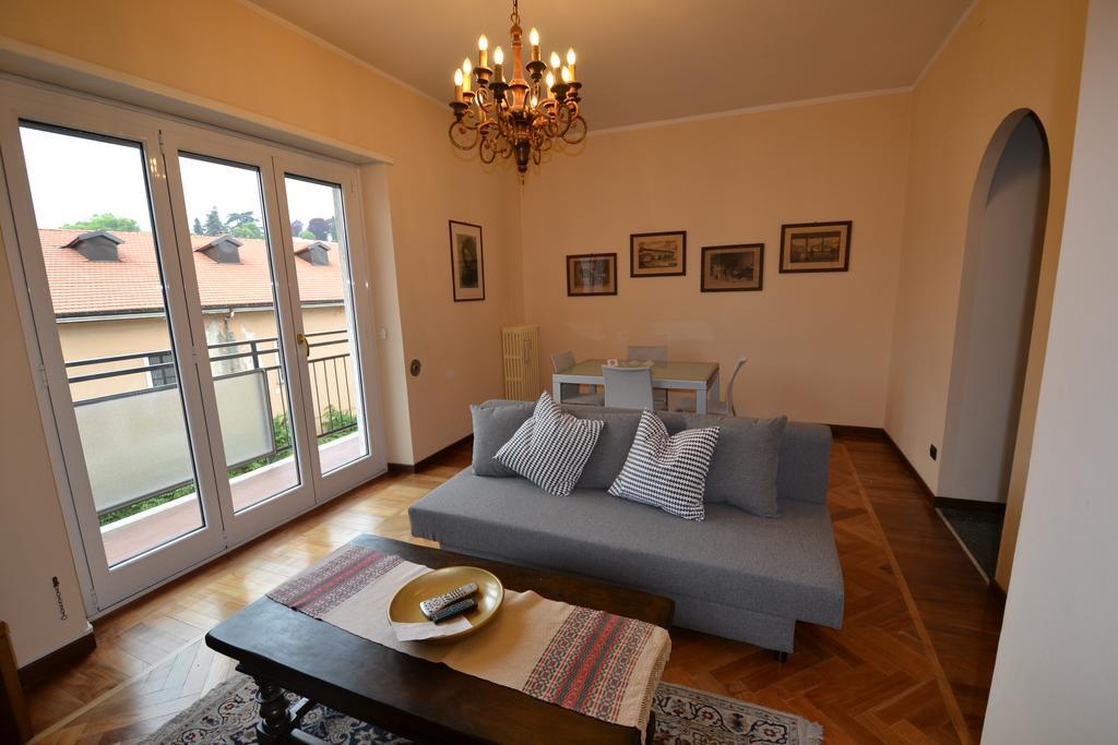 Magenta Apartment Varese Bagian luar foto