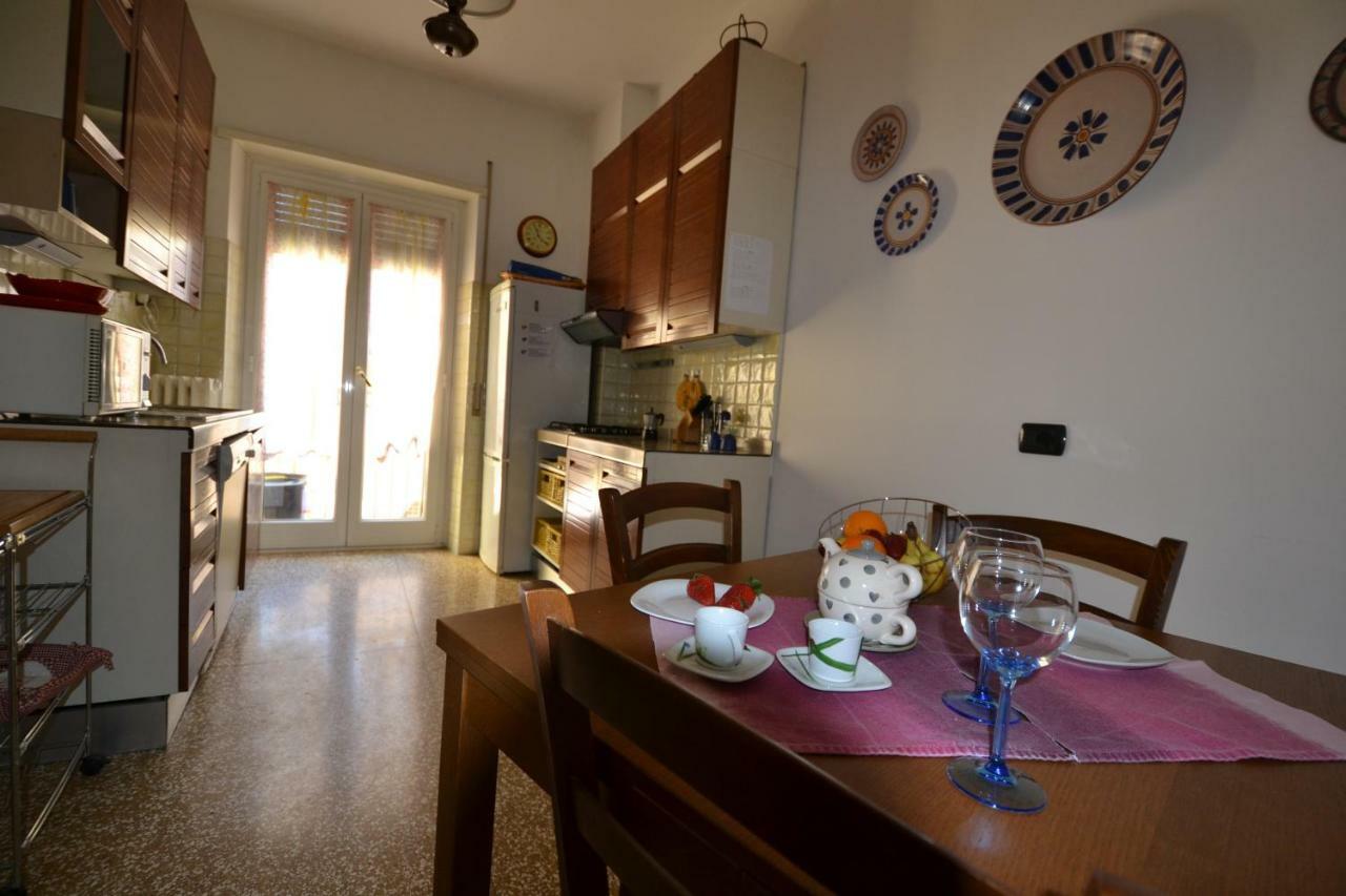Magenta Apartment Varese Bagian luar foto
