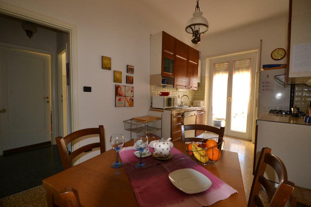 Magenta Apartment Varese Bagian luar foto